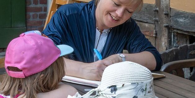 Eintrag ins Gästebuch des Tuppenhofs; Foto: (c) Klaus Stevens Kaarst