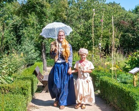 Lebende Bilder - Verkleiden mit Kostümen wie vor 100 Jahren; Foto: (c) Klaus Stevens