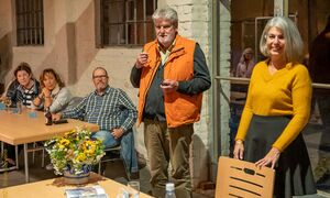 Jürgen Rau begrüßte die Gäste auf dem Tuppenhof Foto: Copyright by Klaus Stevens Kaarst