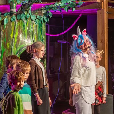 ENTENOMA SOS - ELFENSTAUB Kindermusical; Foto: Klaus Stevens