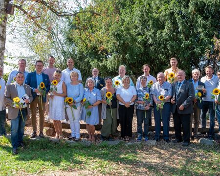 Gruppenfoto der Empfänger der Kaarster Ehrengabe; Foto: (c) Klaus Stevens