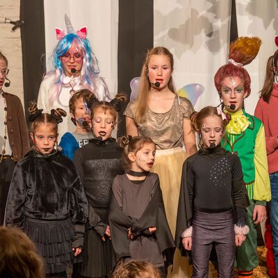 ENTENOMA SOS - ELFENSTAUB Kindermusical; Foto: Klaus Stevens