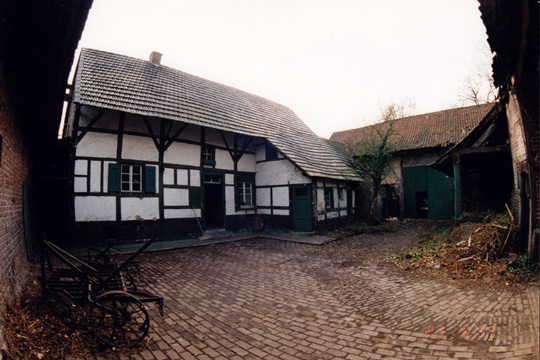 Der Tuppenhof in Kaarst-Vorst vor der Restaurierung